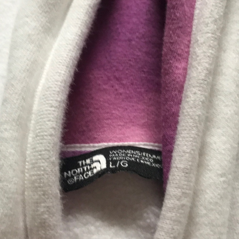 North face jacket - Picture 2 of 3